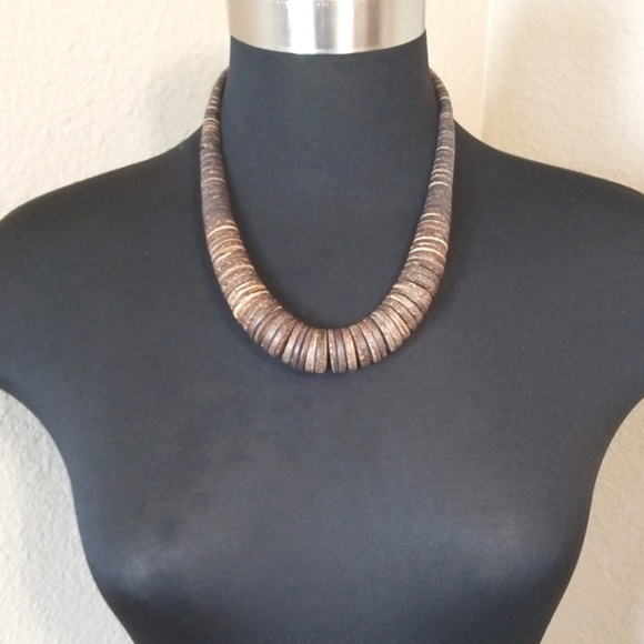 Wood Bead Statement.Necklace - Picture 4 of 5